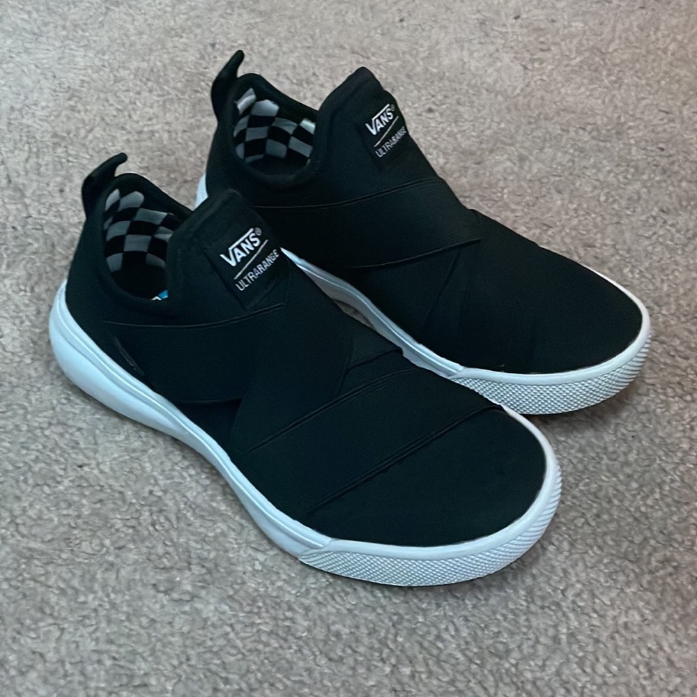 Size 6.5 women’s ultra cush slip on vans. Barley worn- maybe once or twice.